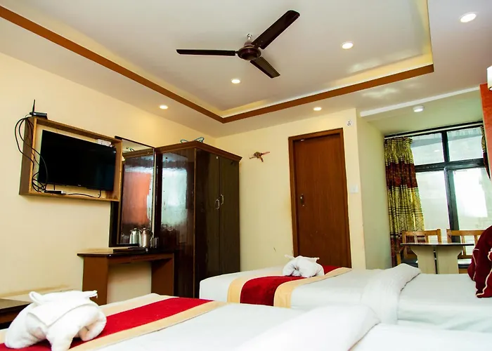 Everest Regency 3*